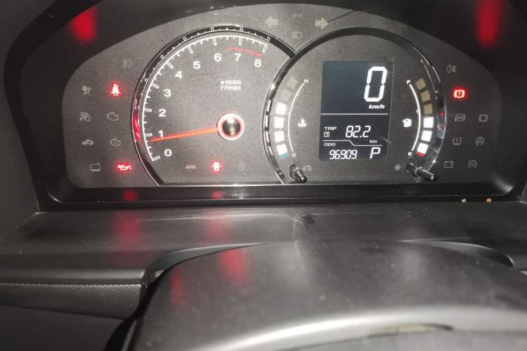 Used Roewe 350 2013 350C 1.5L Automatic Xunyue Edition
