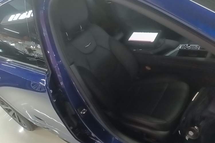 Used Cadillac CT5 2023 28T Prestige Model
