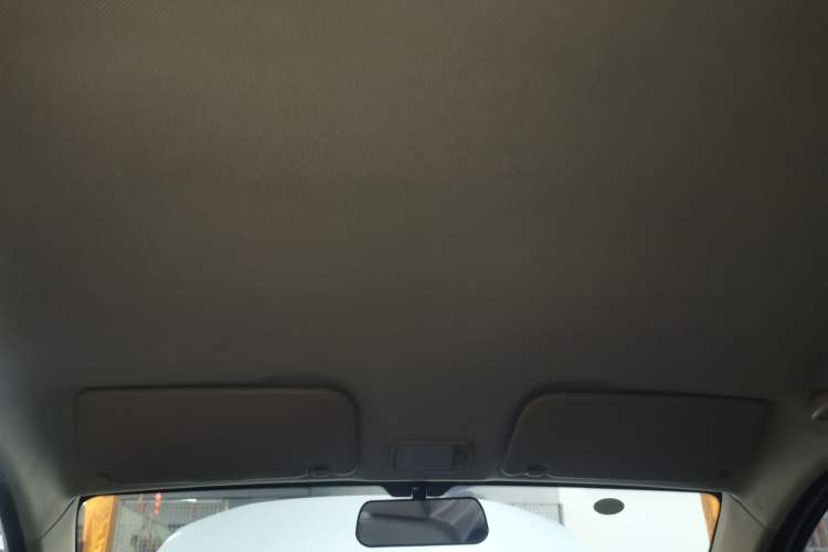 Used Wuling Hongguang V 2022 1.5L Jingqu Edition Enclosed-Window Vehicle with Hydraulic Power Steering LAR
