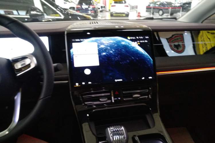 Used GAC Trumpchi M8 2024 Master Series 400T Prestige Edition Audio And AC Panel