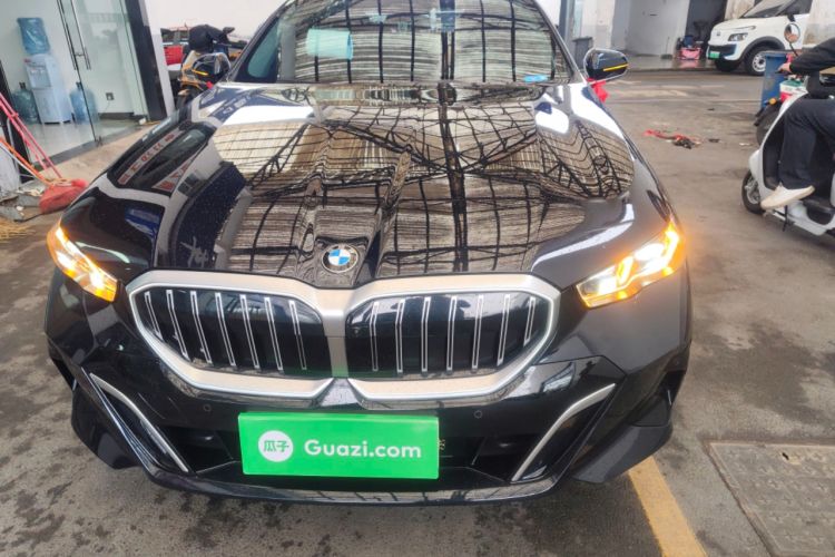 Used BMW 5 Series 2025 530Li Luxury Edition M Sport Package
