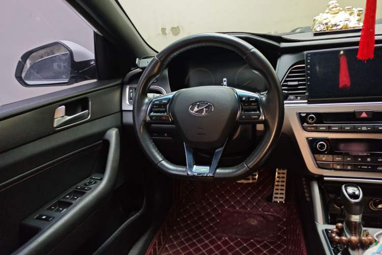 Used Hyundai Sonata 2015 1.6T DLX Prestige Model
