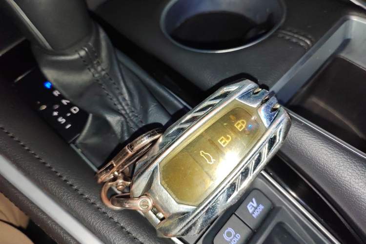 Used Toyota Avalon 2022 Dual-Engine 2.5L XLE Premium Edition
