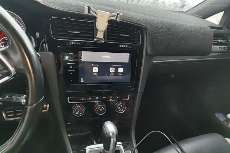 Used Volkswagen Golf 2016 1.4TSI Automatic R-Line