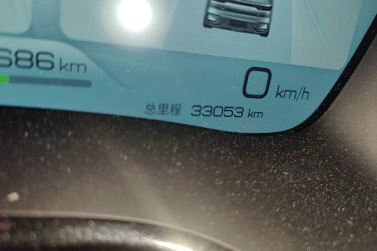 Used BYD Han 2022 DM-i 121KM Prestige Model Odometer Close Up