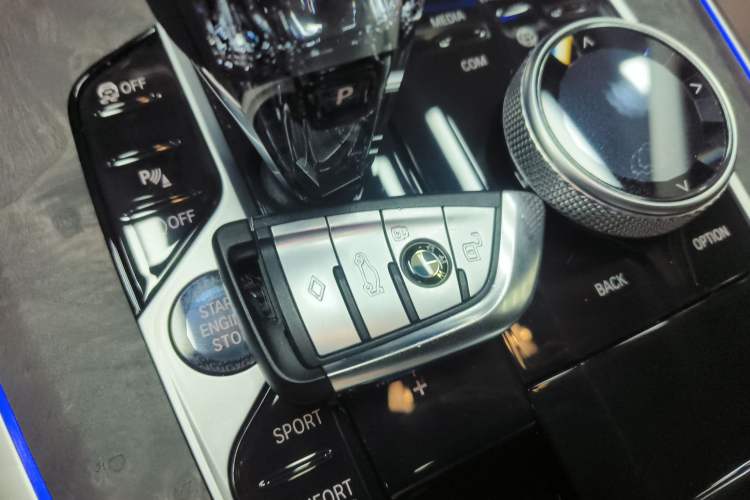 Used BMW X5 2022 xDrive30i M Sport Package Vehicle Key