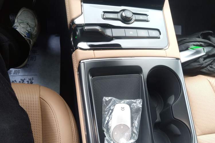 Used Nio ES8 2020 415 km Range 6-Seater Version
