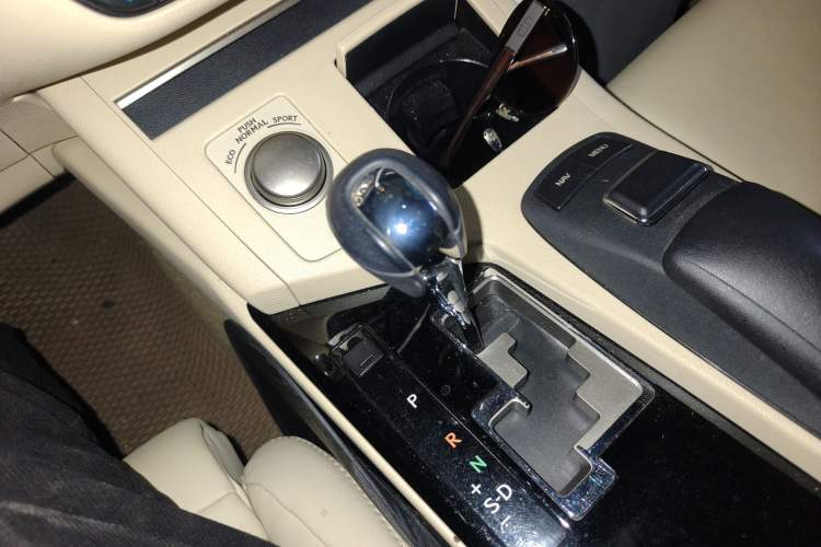 Used Lexus ES 2013 250 Elite Edition