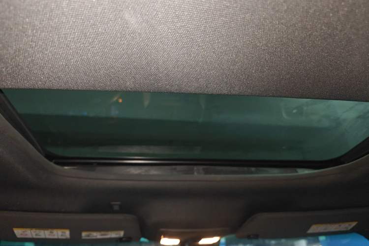 Used Ford Explorer 2013 3.5L Deluxe Model Headliner