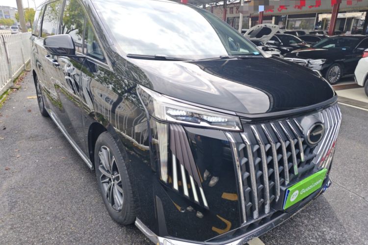 Used GAC Trumpchi M8 2024 Master Series 400T Prestige Edition Front Right 45 Deg