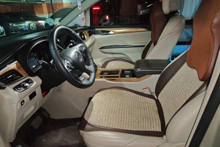 Used Buick GL8 2018 ES 28T Comfort Model China VI Standard Left Front Seat