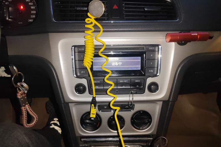 Used Volkswagen Lavida 2013 Restyled Classic 1.6L Manual Comfort Edition