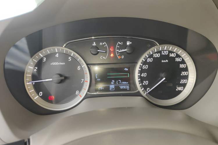 Used Nissan Sylphy 2012 1.8XL CVT Luxury Edition Instrument Cluster