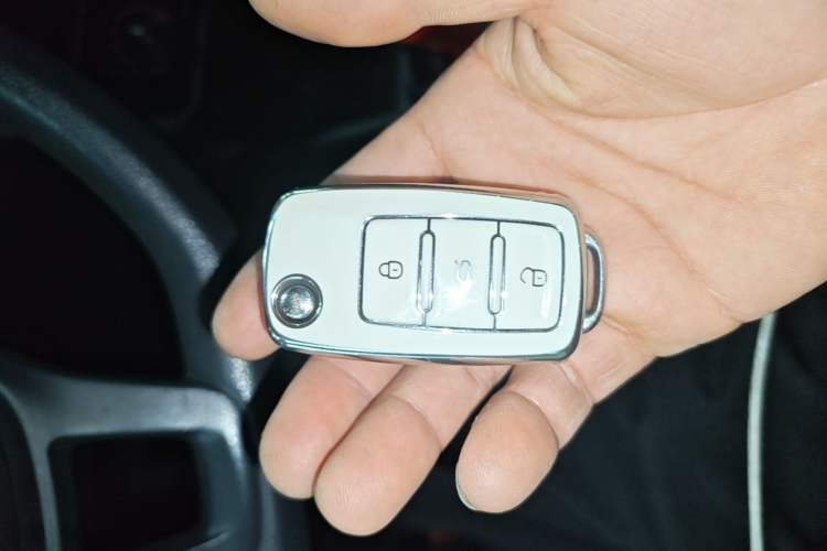 Used Volkswagen Santana 2018 1.5L Manual Fashion Edition Vehicle Key