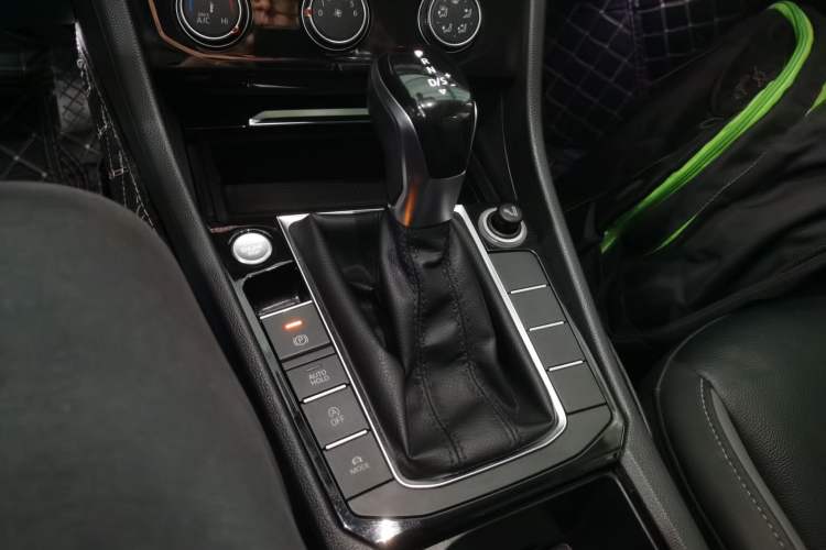 Used Volkswagen Sagitar 2020 200TSI DSG Comfort Version China VI Standard