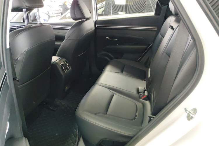 Used Hyundai Tucson 2023 Tucson L 1.5T Automatic Two-Wheel Drive DLX Luxury Edition Left Rear Seat