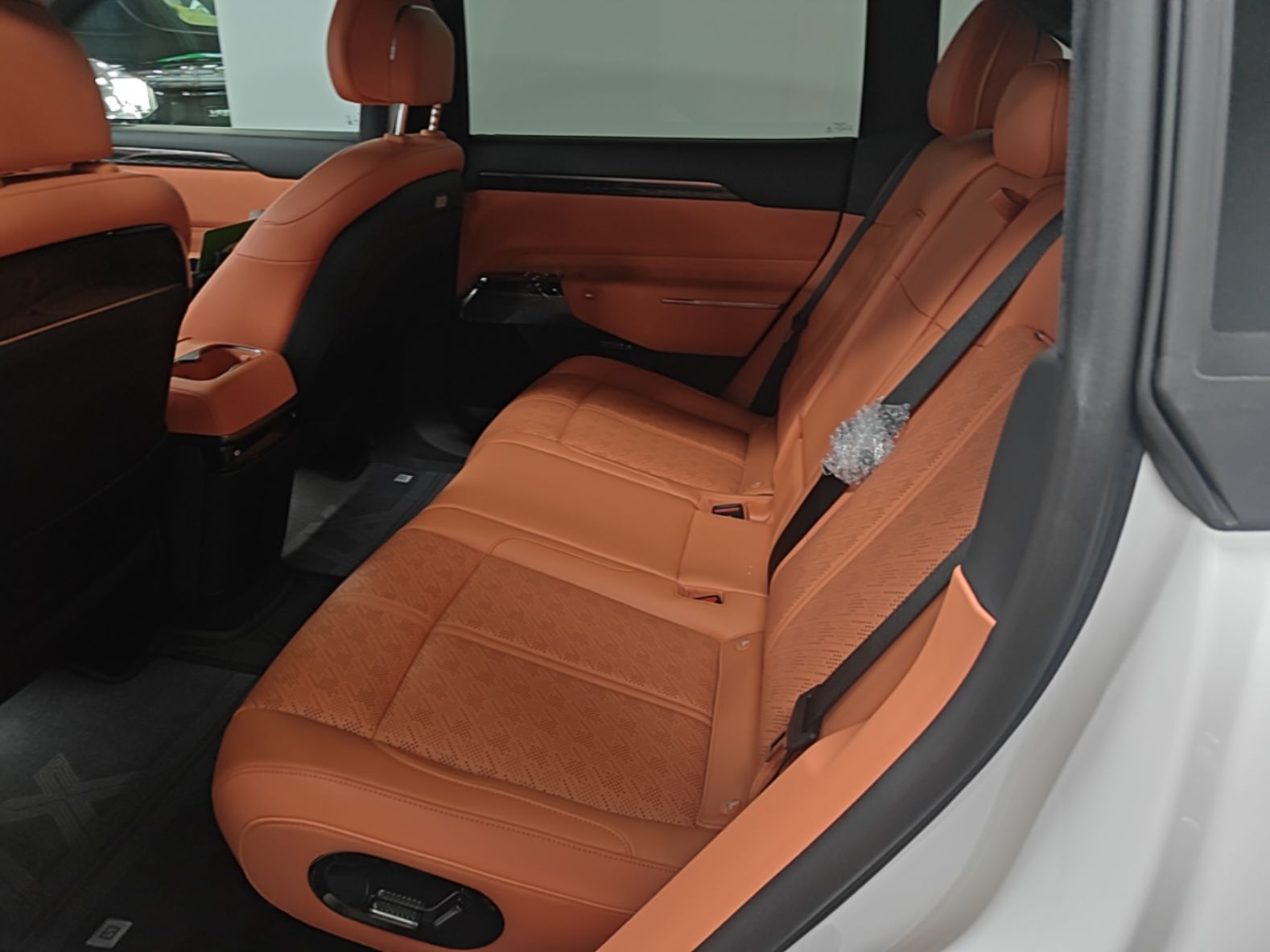 Zeekr 7X 2026 75kWh Rear-Drive MAX Edition — снимка 20