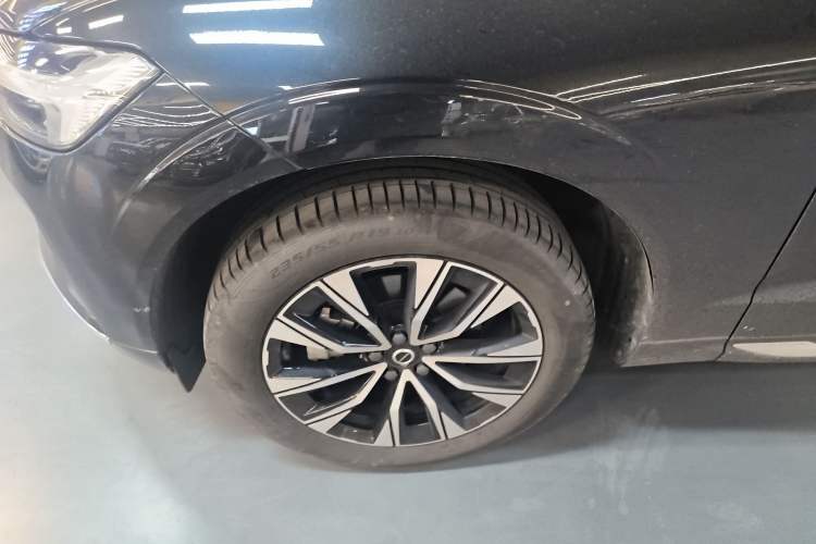 Used Volvo XC60 2025 B5 Four-Wheel Drive Smart & Advanced Luxury Edition