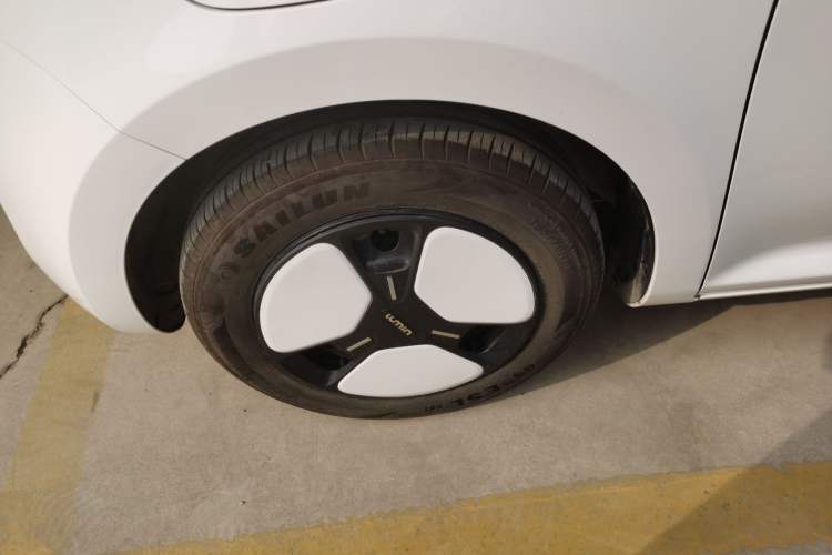 Used CHANGAN NEVO Lumin 2025 205 km Xiangqin Version
