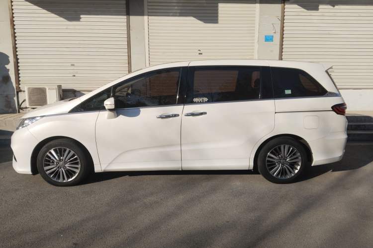 Used Honda Odyssey 2018 2.4L Luxury Edition