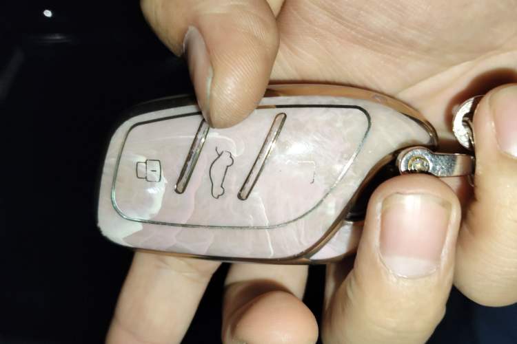 Used MG 5 2021 Revised Version 180 DVVT CVT Youth Luxury Edition Vehicle Key