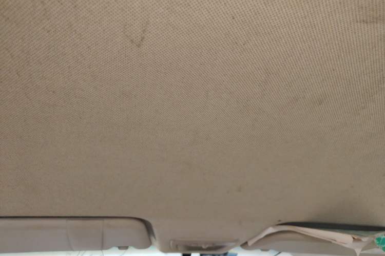 Used Baojun 730 2014 1.5L manual Comfort version 7 seats Headliner