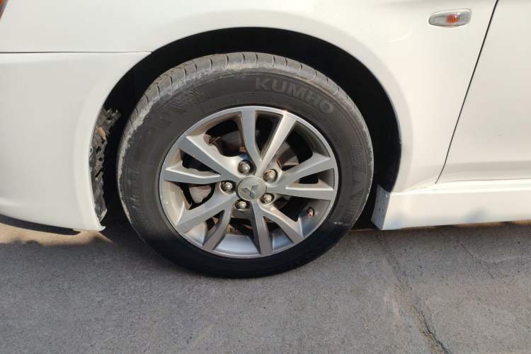 Used Mitsubishi Lancer EX 2014 Racing Edition 1.8L CVT Comfort Model
