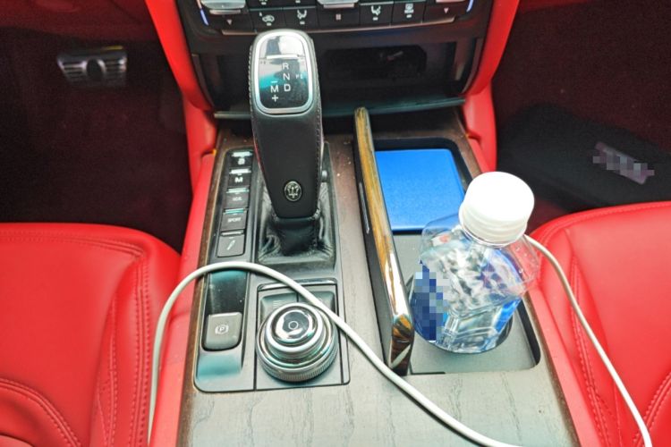 Used Maserati President 2013 3.0T Standard Model Gear Lever