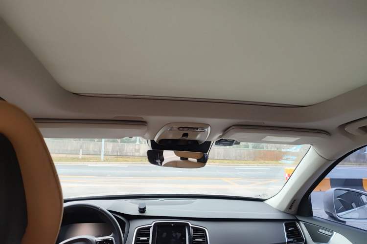 Used Volvo XC90 2015 T6 Zhiyi Edition 7-Seater
