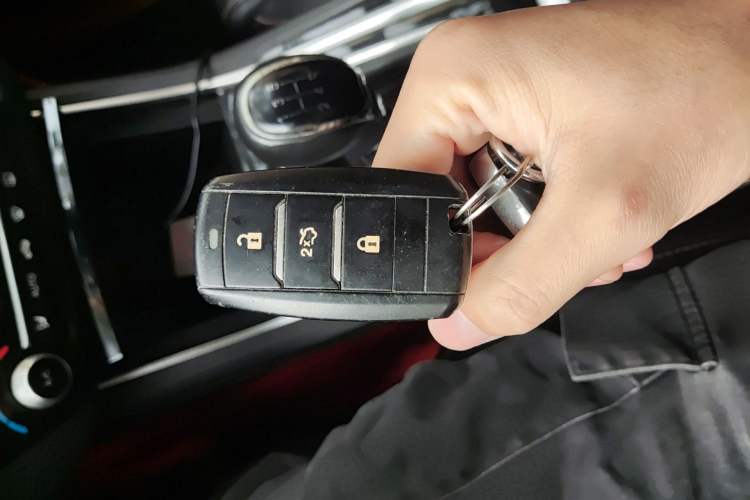 Used Changan Eado 2019 High-Energy Edition 1.6L GDI Manual Pioneer Model China VI Standard
