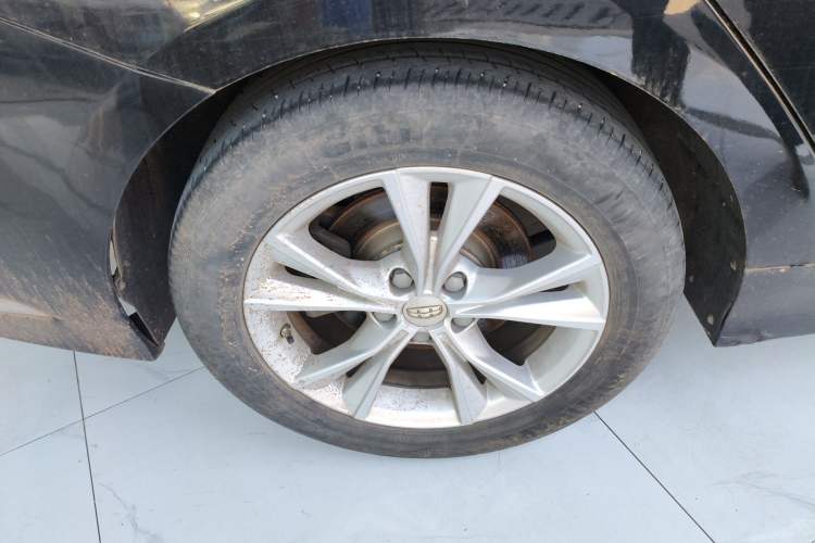 Used Geely Auto Emgrand GT 2020 1.5T MHEV Yaoxiang Edition Right Rear Wheel Hub
