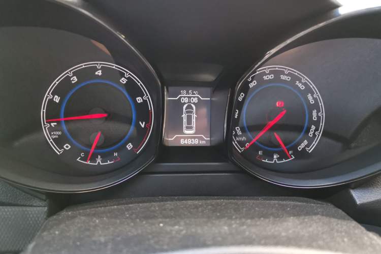 Used Cowin X5 2017 1.5T Manual Flagship Model
