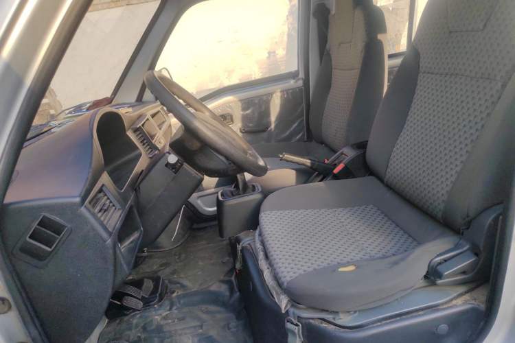 Used Wuling Zhiguang 2023 1.5L Practical Version 5/7 Seats