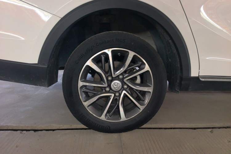 Used Baojun 730 2017 1.5T DCT Flagship Model 7 Seats China V Emission Standard Exterior 5