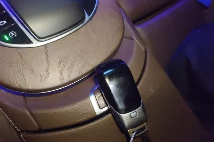 Used Mercedes-Benz E-Class 2021 Facelift E 260 L