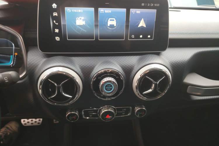 Used BAIC Off-Road BJ40 2023 2.0T Automatic Four-Wheel Drive Urban Hunter Edition Chivalrous Type