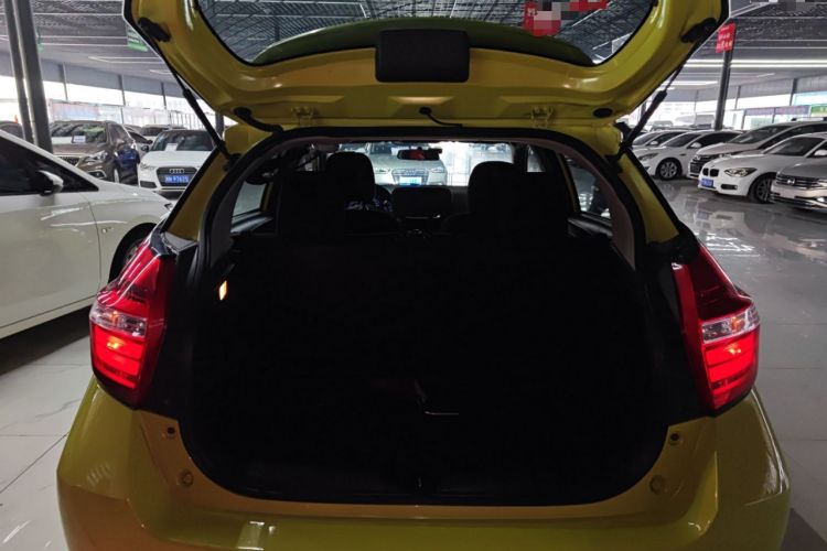 Used Toyota YARiS L Zhi Xuan 2016 Revised 1.5E CVT Charming Edition