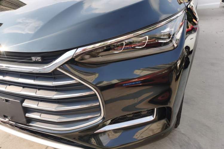 Used BYD Tang 2018 2.0T Automatic Smart Connect Prestige 7-Seater China V Standard Left Front Headlight