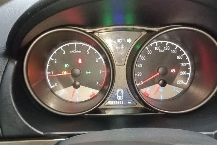 Used Geely Auto GX7 2015 Classic Edition 1.8L Manual Urban Model China IV