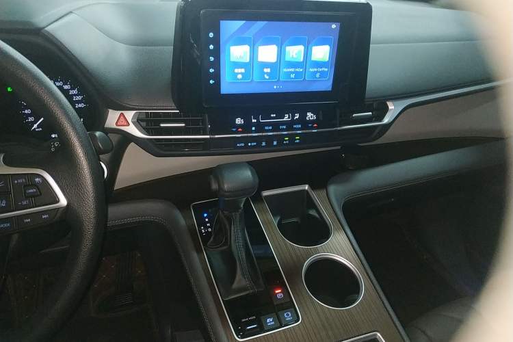 Used Toyota SIENNA 2021 2.5L Hybrid Comfort Edition Audio And AC Panel