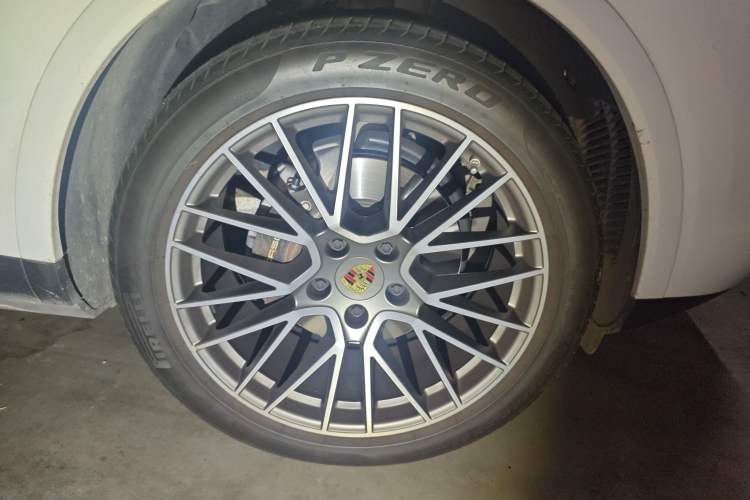 Used Porsche Cayenne 2023 Cayenne Coupé 3.0T Platinum Edition