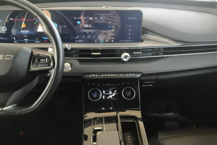 Used EXEED Zhuifeng 2022 Versailles 1.6T DCT "Chasing the Wind" Edition
