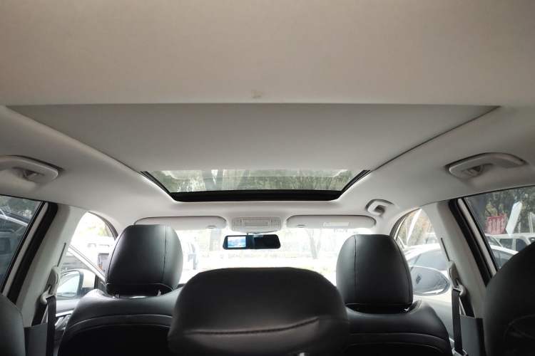 Used Dongfeng Aeolus AX7 2020 1.6T Automatic AI Pioneer Model China V Standard
