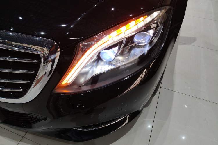 Used Mercedes-Benz S-Class 2014 S 320 L Business Model
