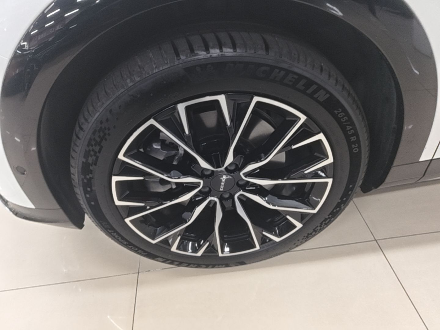Zeekr 7X 2025 75 kWh Rear-Wheel Drive Intelligent Driving Version — снимка 10
