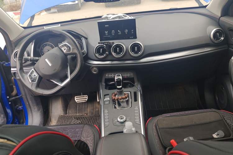 Used Wey VV5 2017 2.0T Ultra-Luxury Version
