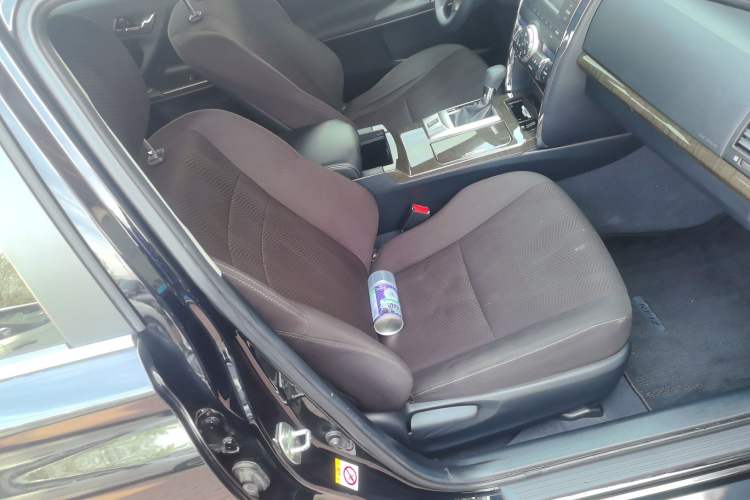 Used Toyota Reiz 2013 2.5S Elite Edition Right Front Seat