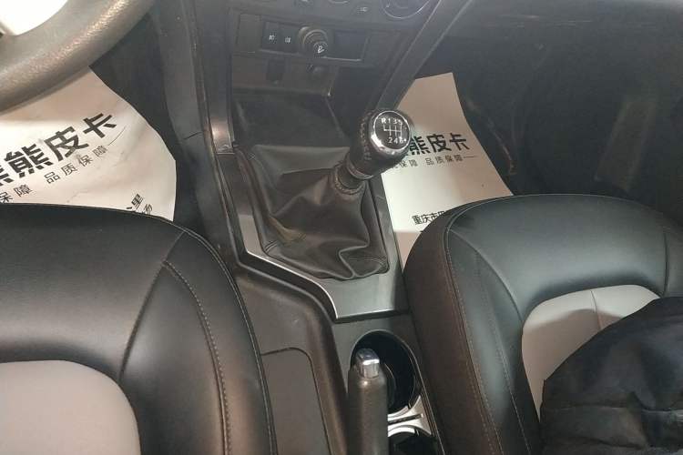 Used Great Wall Wingle 5 2023 2.0T Diesel Two-Wheel Drive Elite Flatbed Truck Gear Lever