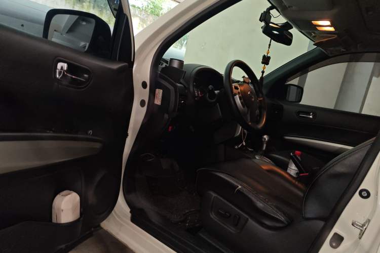 Used Nissan X-Trail 2012 2.5L CVT Luxury Edition 4WD