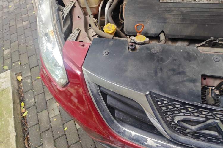 Used Chery Tiggo 2012 Elite Edition 1.6L Manual Comfort DVVT Right Front Headlight